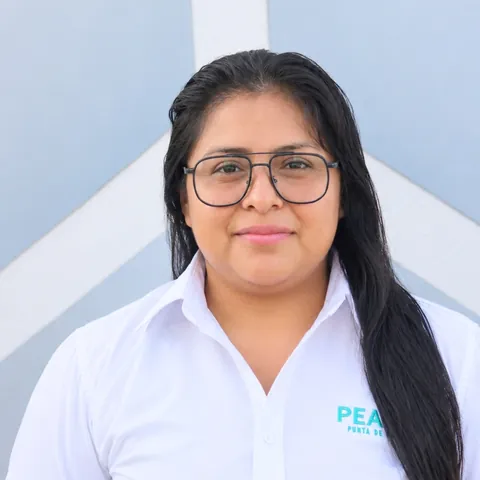Retrato de Rosalía de Jesús López, equipo de PEACE Punta de Mita